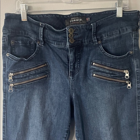 Torrid premiem Dark Blue Skinny Jeans with Zipper Accents - Picture 3 of 8